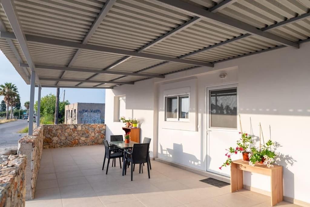 Ferienwohnung Zografia - Charming House Near The Coast Marmari  Exterior foto