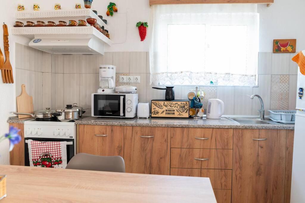 Ferienwohnung Zografia - Charming House Near The Coast Marmari  Exterior foto